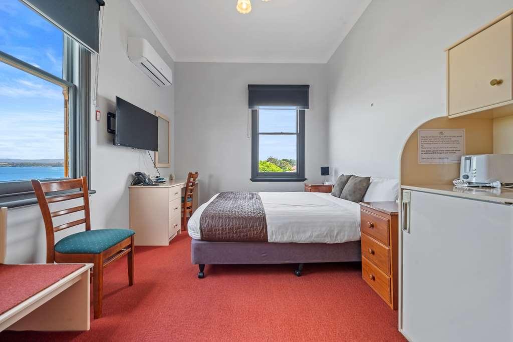 Comfort Inn The Pier Джордж-Таун Номер фото